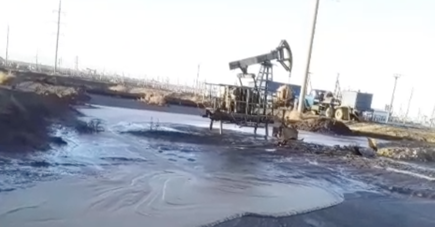Разлив нефти произошел возле сел Актюбинской области