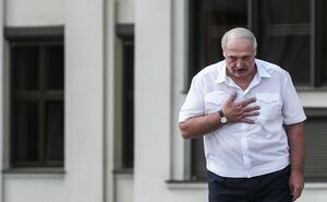 Лукашенко отказался уходить