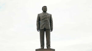 Памятник первому олимпийскому чемпиону-казаху Жаксылыку Ушкемпирову открыли в Нур-Султане