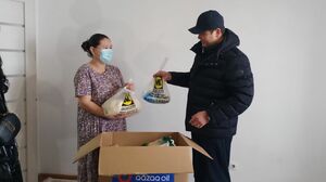 1000 продуктовых корзин раздали жителям столицы