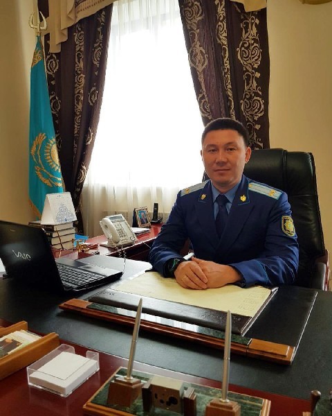 Если верить сайту райпрокуратуры, Джансеит АЯЗБАЕВ до сих пор у руля.