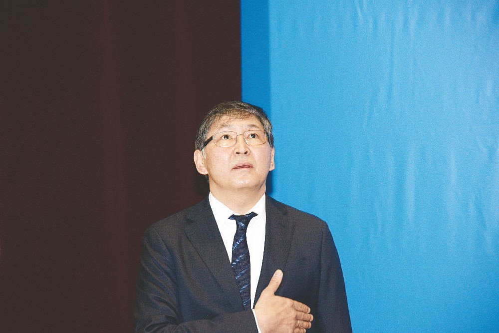 Как теперь запоет “веселый молочник”?