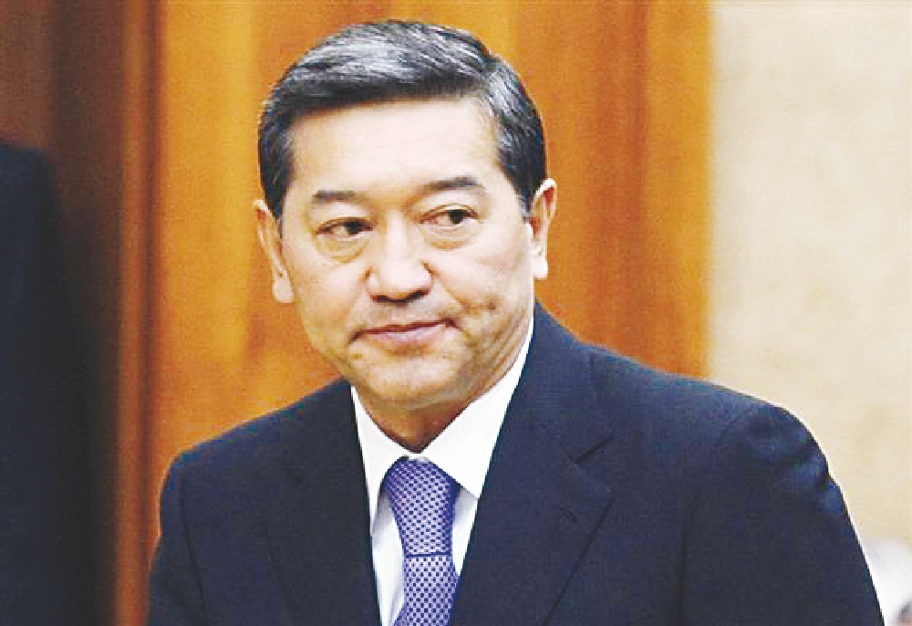 Серик АХМЕТОВ.