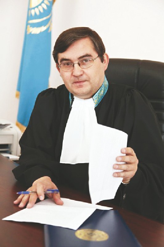Сергей НУРОВ.