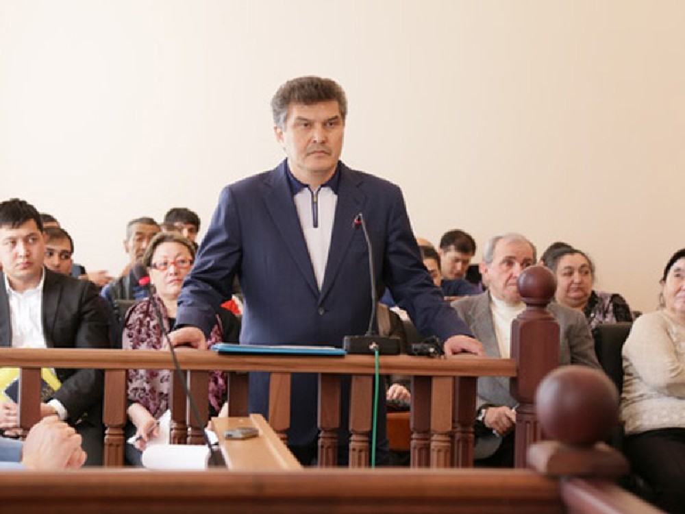 Нуралы САДУАКАСОВ.
