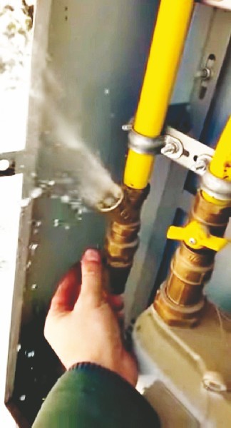 В шымкентских трубах вместо газа - вода.