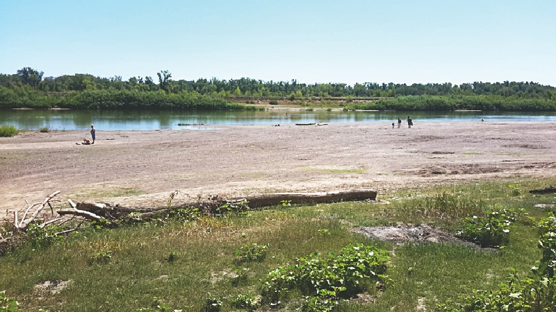 Мелеющий Урал в Западно-Казахстанской области.