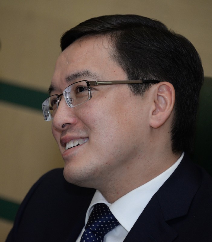 За всю пресс-конференцию ее спикер улыбнулся лишь раз...