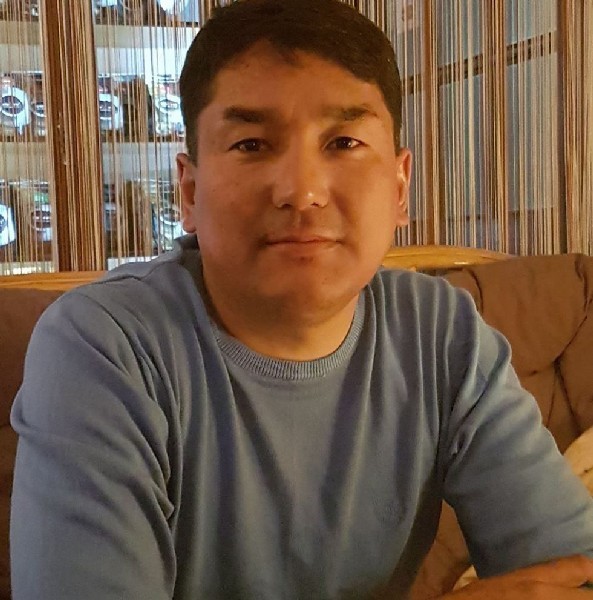 Алмасбек САДЫРБАЕВ в своем желании добиться своего...