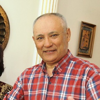 Магауия МУКИМБЕКОВ.