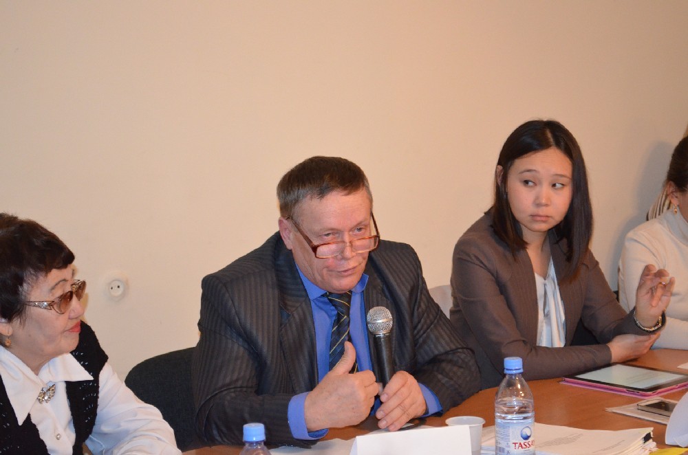 Алексей КОНОВАЛОВ: “Преподаватели не скрывают, что у них нет серьезной материальной мотивации к активному и производительному труду”.