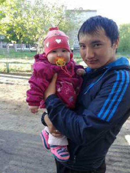 Жангельды СЕИЛБЕКОВ с дочерью.