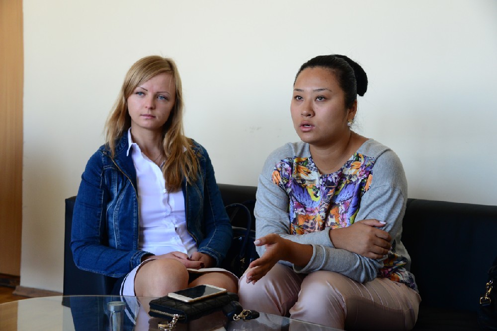 Наталья Никифорова (слева) и Анжела Ким.