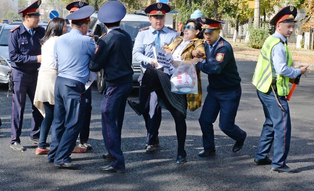 Сопротивление бесполезно и наказуемо.
