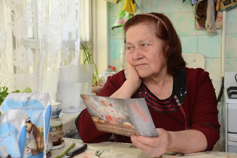 Надежда Родионовна чуть не взяла кредит на посуду и подушку на полмиллиона тенге.