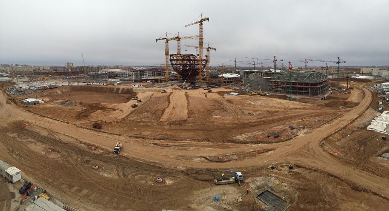 Так выглядела территория ЭКСПО в августе 2015 года, когда Есимова бросили на этот проект...