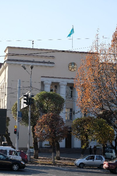 Чиновники боятся этого здания как огня. Но что происходит внутри, знают единицы...