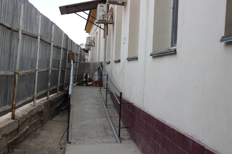 Вход в “зеркальную” СВА.