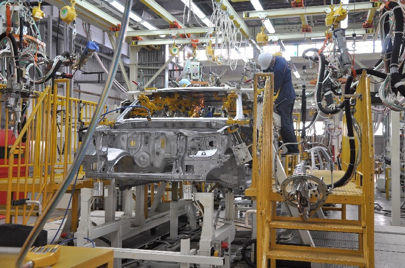 Производственный цех сварки кузовов ТОО “СарыаркаАвтоПром”, Костанай.