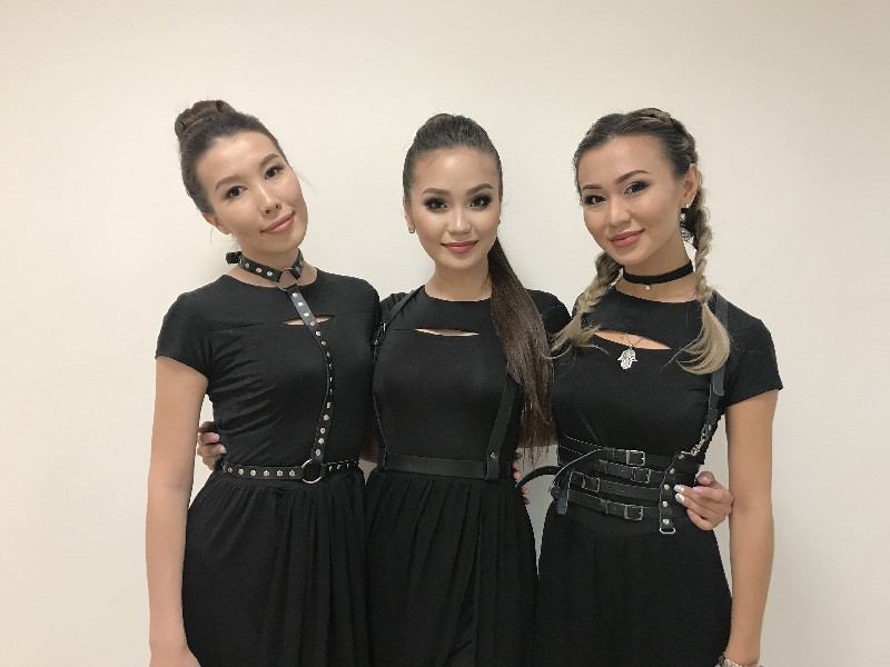 Новый состав группы: Акназ, Сандугаш, Асель.