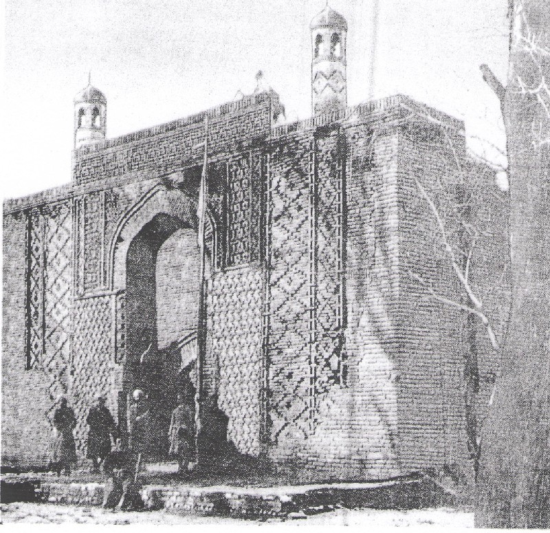 Мавзолей Карахана сто лет назад.