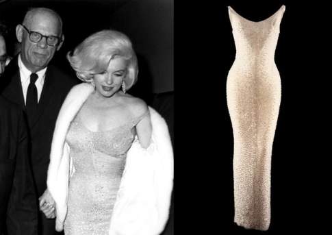 Платье Мерлин Монро продали на аукционе почти за 5 млн долларов