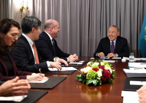 Назарбаев встретился с президентом компании GoldmanSachs с целью наладить сотрудничество фирмы с МФЦА