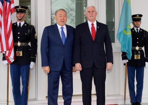 Назарбаев и вице-президент США Пенс отметили важность дальнейшего расширения отношений между странами