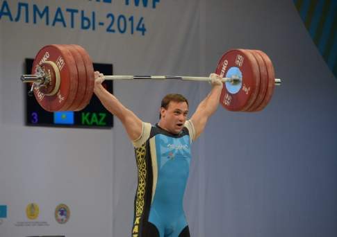 Международная федерация тяжелой атлетики подтвердила наличие допинга у Ильи Ильина