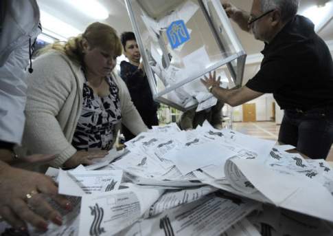 Почти все участники референдума проголосовали за независимость Луганской области