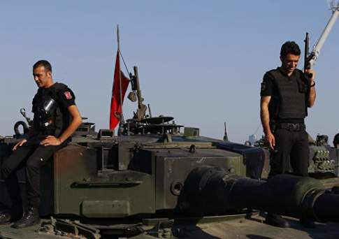 Теракт в Турции: три человека погибли, свыше 70 ранены