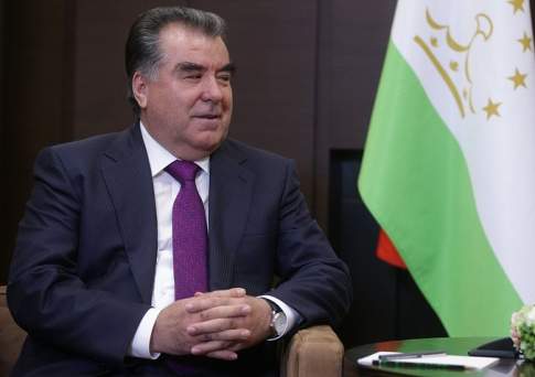 Таджикистан проголосовал за пожизненное правление Рахмона
