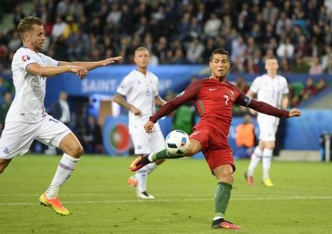 Сборная Португалии сыграла вничью с Исландией на Евро-2016