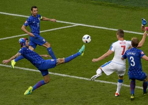 Сборная Хорватии сыграла вничью с командой Чехии в матче чемпионата Европы