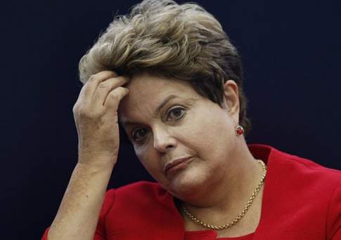 Бразильский сенат создал комиссию по импичменту президента Роуссефф