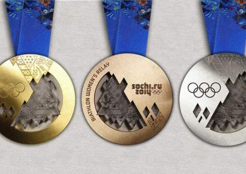 Мастера готовят медали с осколком метеорита для победителей сочинской Олимпиады (ВИДЕО) 