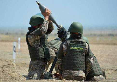 Казахстан отстал от Нигерии и Анголы в рейтинге армий мира