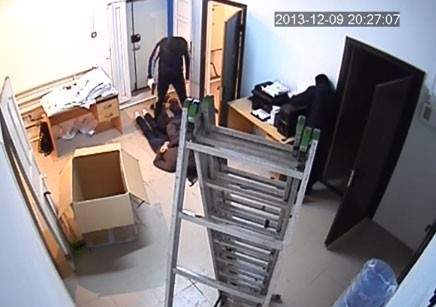 Вооруженное нападение на карагандинский офис интернет-магазина La moda.kz 