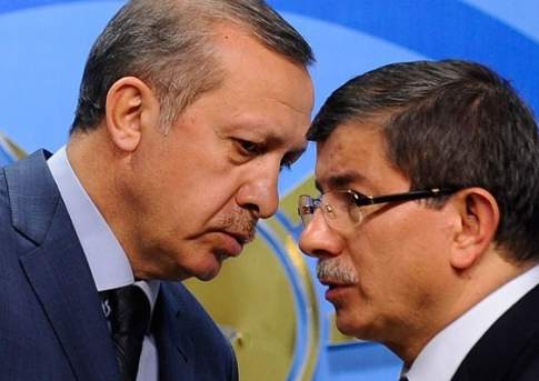 Премьер-министра Турции Ахмета Давутоглу могут объявить террористом