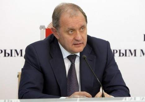 Премьер Крыма начал переговоры с захватчиками правительства