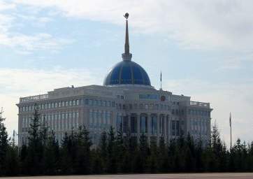 Президент Казахстана назначил вице-министров обороны и юстиции