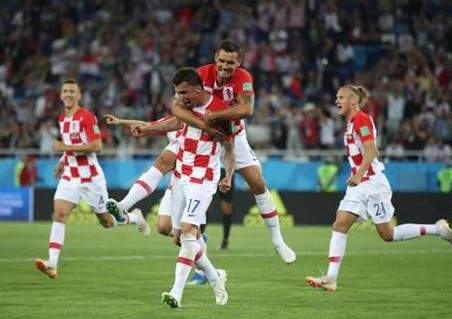 Автогол и пенальти помогли Хорватии стартовать с победы на ЧМ-2018