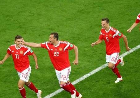 Сборная России забила три гола Египту и одержала вторую победу на домашнем ЧМ-2018