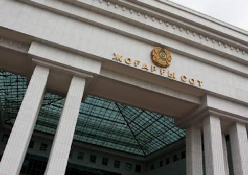 Назарбаев поручил передать весь комплекс кадровых вопросов от Верховного суда Высшему судебному совету