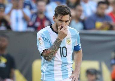 Лионель Месси передумал завершать карьеру в сборной Аргентины по футболу - СМИ