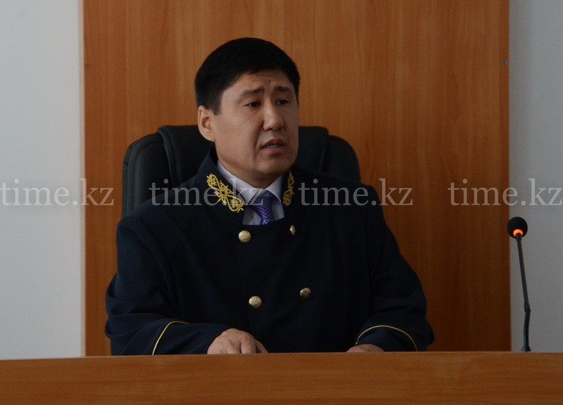 Судья Ильяс МУХАДИУЛЫ.