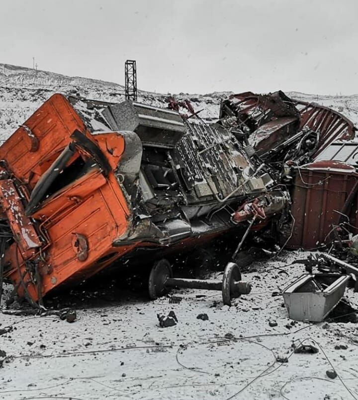 ЧП на путях угольного разреза «Богатырь» – Фото №1 ЧП на путях угольного разреза «Богатырь» – Фото №1