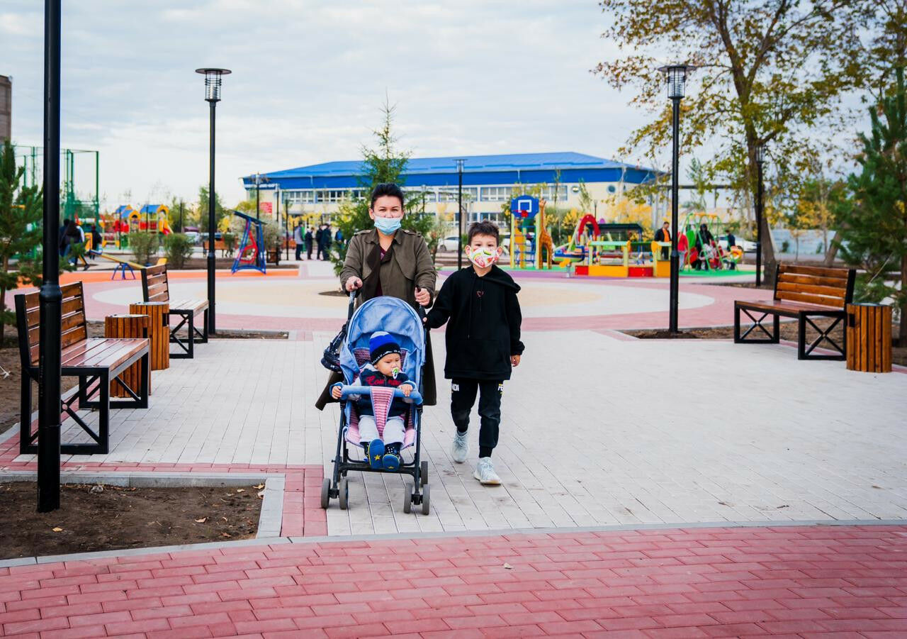 На месте болот и пустырей благоустраивают парки и большие дворы в Нур-Султане – Фото №6 На месте болот и пустырей благоустраивают парки и большие дворы в Нур-Султане – Фото №6
