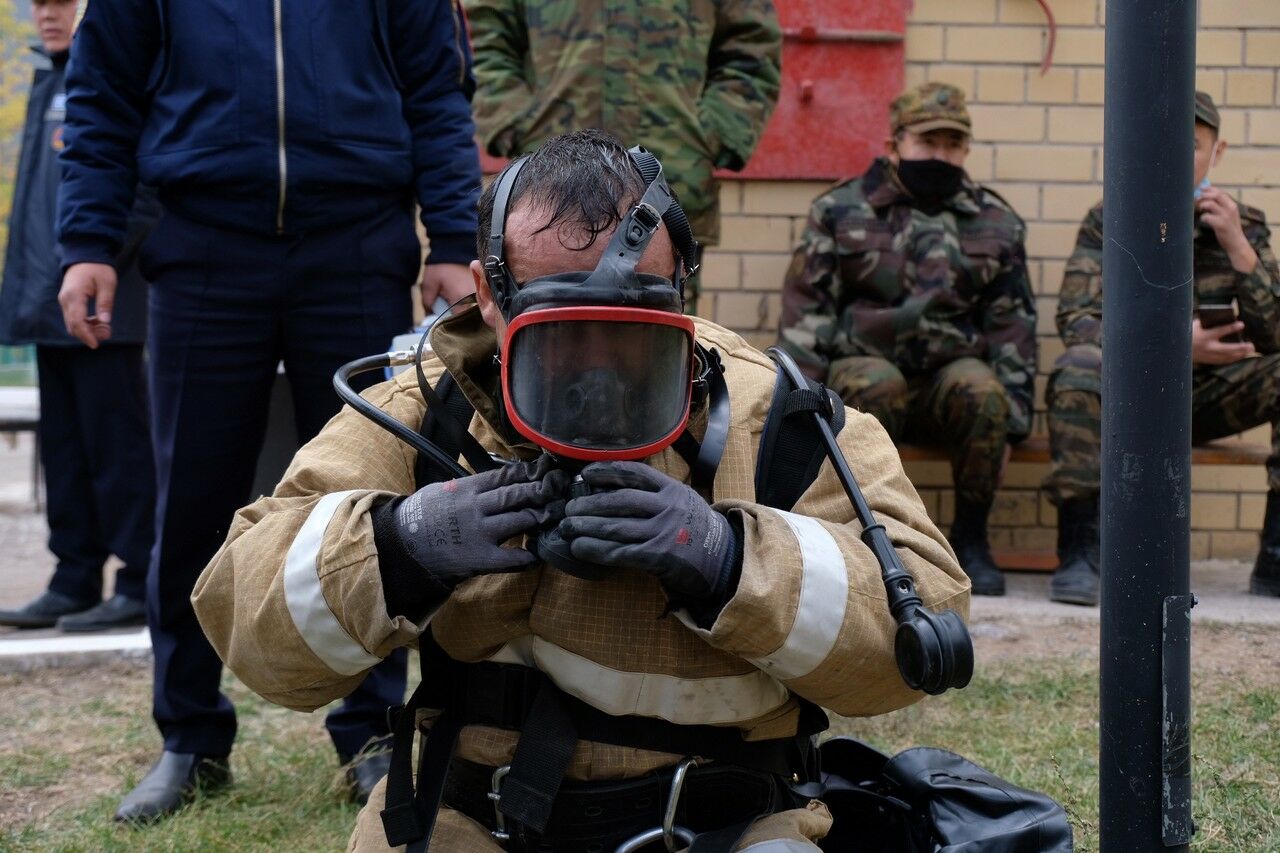 Помогать не пытаются - снимают на мобильник – Фото №8 Помогать не пытаются - снимают на мобильник – Фото №8