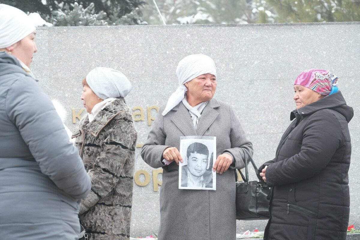 В Алматы почтили память жертв январских событий – Фото №11 В Алматы почтили память жертв январских событий – Фото №11